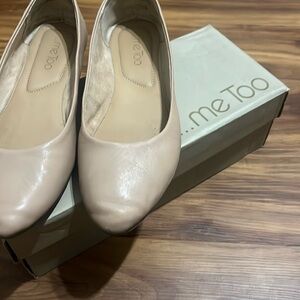 Nice, comfy flats